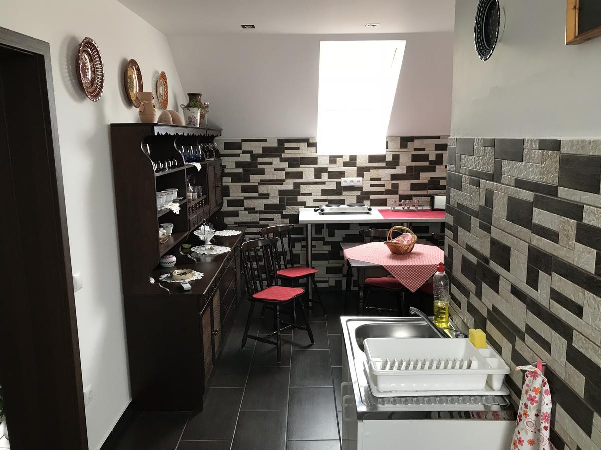 Gyori Vendeghaz Hotel Demjen Ngoại thất bức ảnh